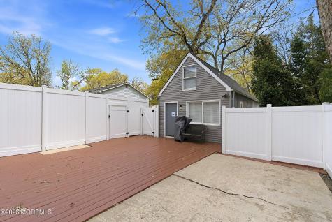 117 E Caranetta Drive Lakewood NJ 08701