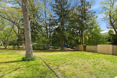 117 E Caranetta Drive Lakewood NJ 08701