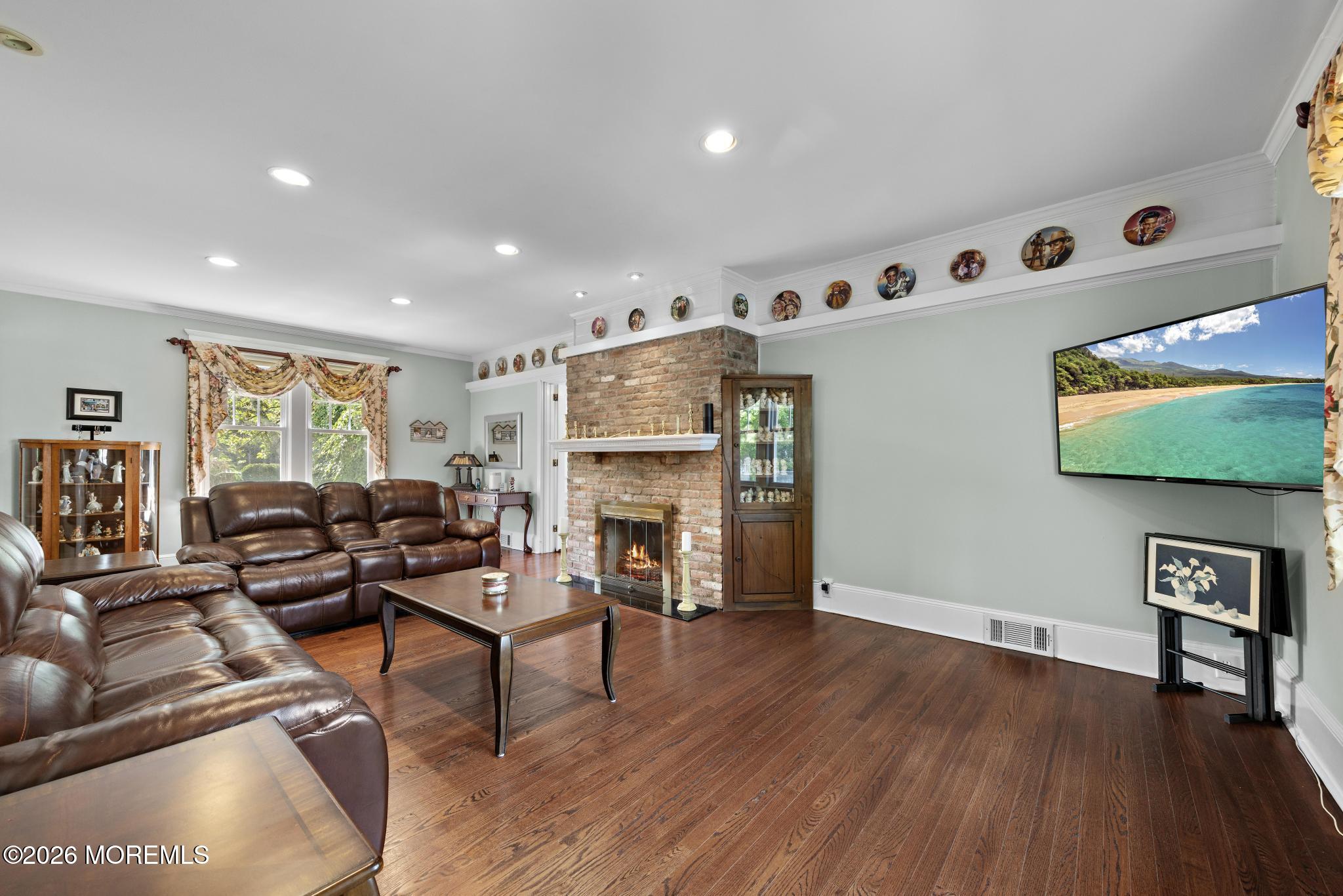 21 Westra Street Interlaken NJ 07712