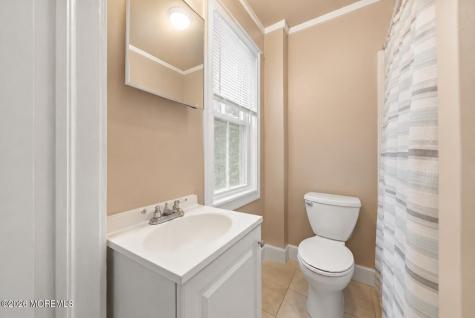 21 Westra Street Interlaken NJ 07712
