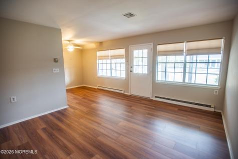 827C Balmoral Court Lakewood NJ 08701