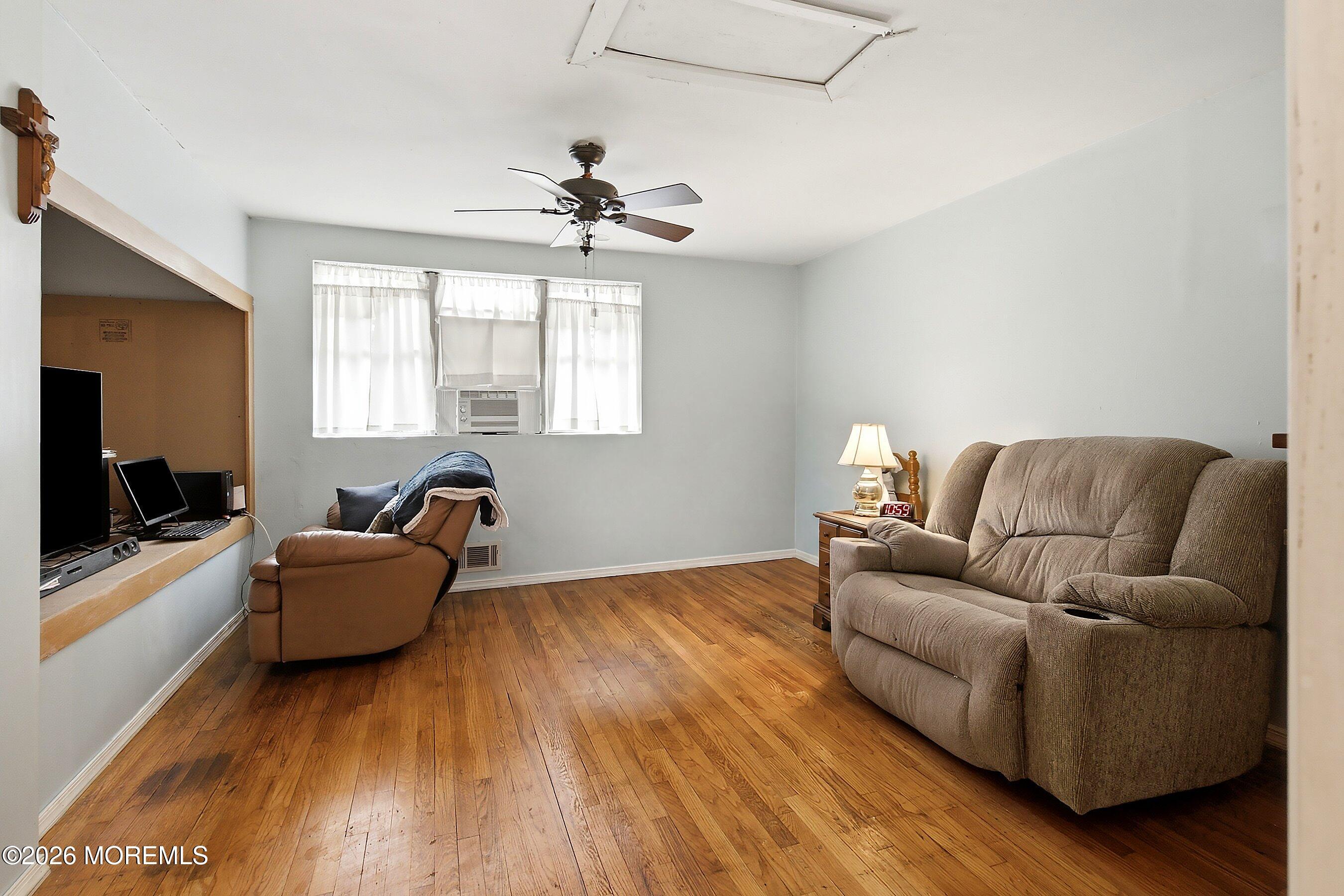 17 Darye Court Toms River NJ 08755