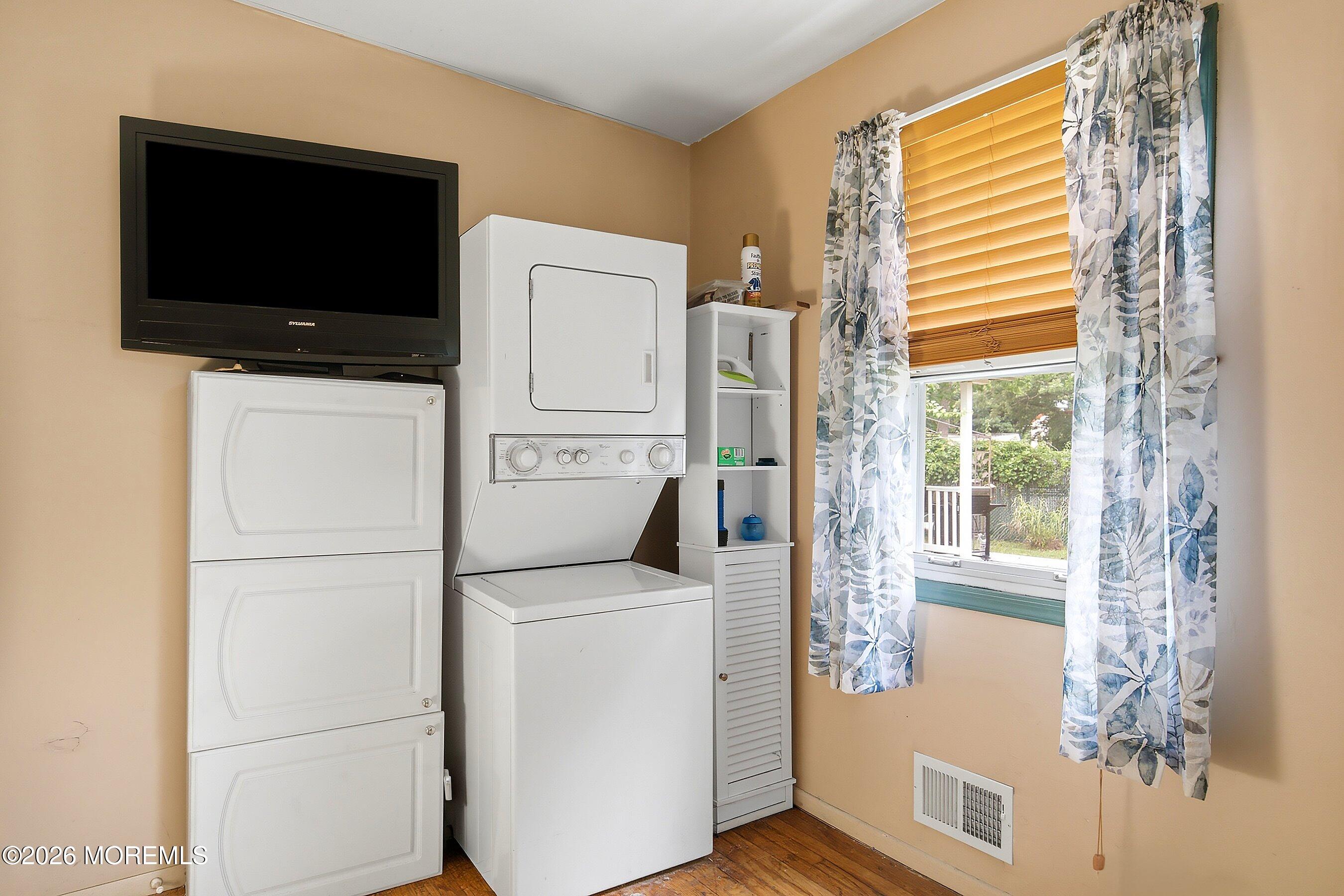17 Darye Court Toms River NJ 08755