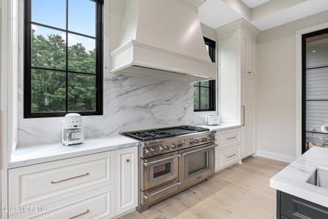 2 Ponderosa Drive Colts Neck NJ 07722