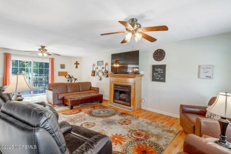 213 Western Avenue Tuckerton NJ 08087