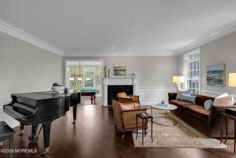 423 Navesink River Road Middletown NJ 07748
