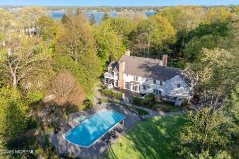 423 Navesink River Road Middletown NJ 07748