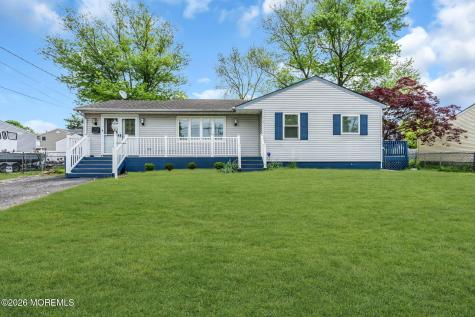 209 Ridge Avenue Belford NJ 07718