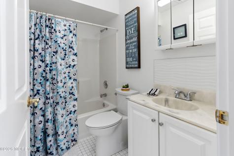 3424 Thistle Avenue Toms River NJ 08753