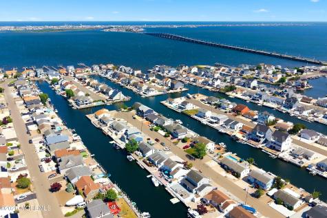 3424 Thistle Avenue Toms River NJ 08753