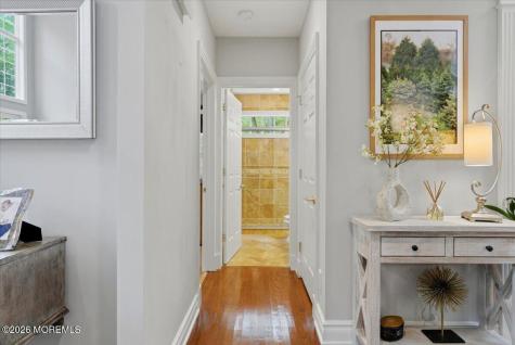 10 Red Hill Road Middletown NJ 07748
