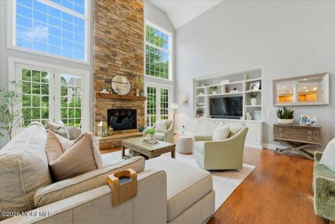 10 Red Hill Road Middletown NJ 07748