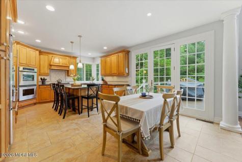 10 Red Hill Road Middletown NJ 07748