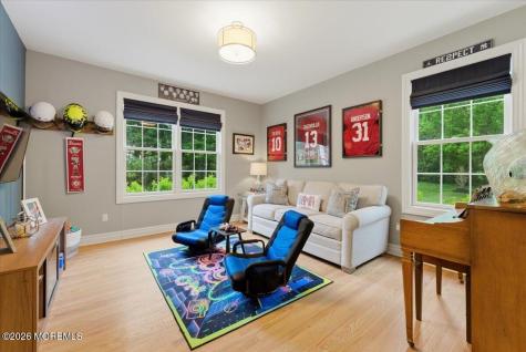 10 Red Hill Road Middletown NJ 07748