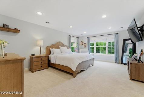 10 Red Hill Road Middletown NJ 07748
