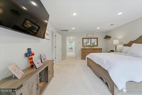 10 Red Hill Road Middletown NJ 07748