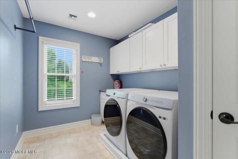 10 Red Hill Road Middletown NJ 07748