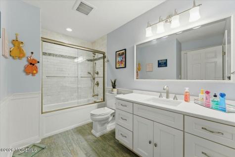 10 Red Hill Road Middletown NJ 07748