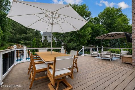10 Red Hill Road Middletown NJ 07748