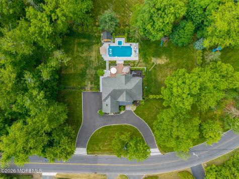 10 Red Hill Road Middletown NJ 07748