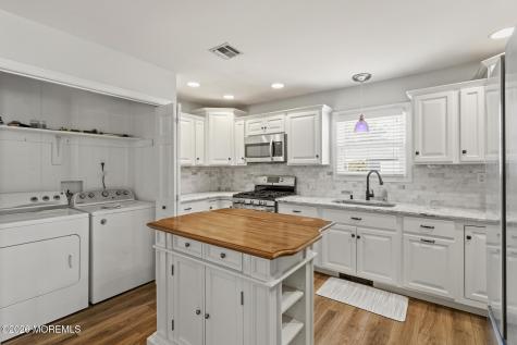 18 Innsbruck Drive Toms River NJ 08757