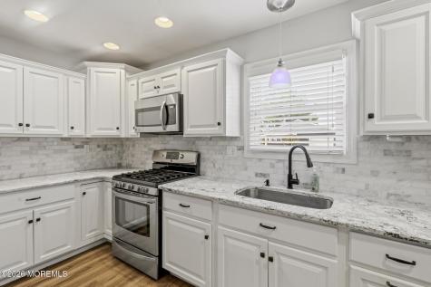 18 Innsbruck Drive Toms River NJ 08757