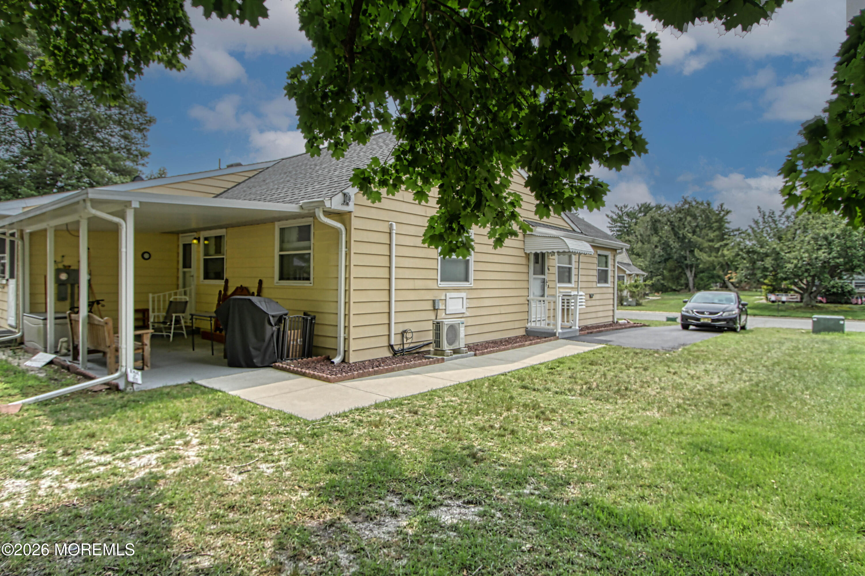 6 Crockett Lane Whiting NJ 08759
