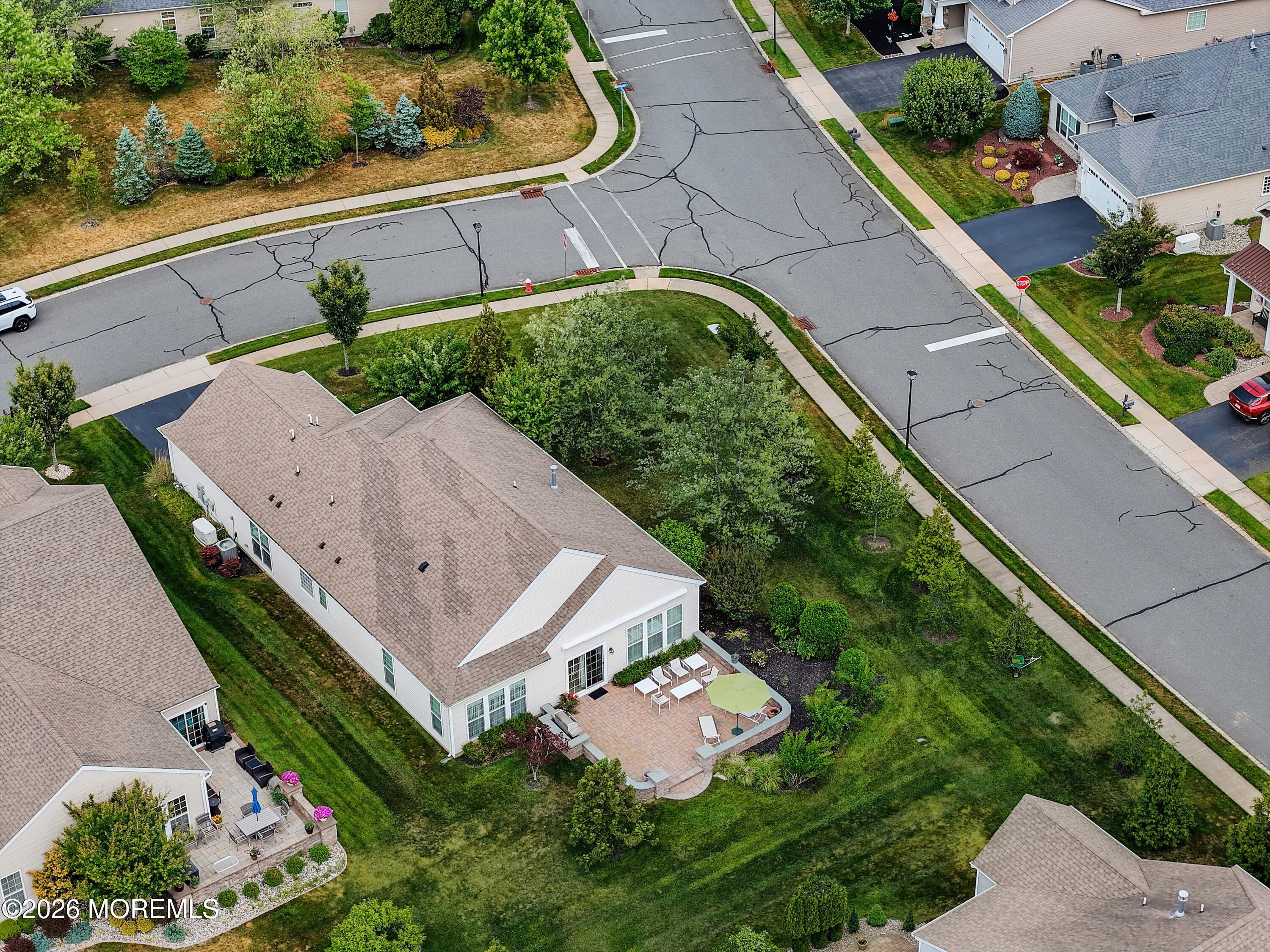 1 E Chatsworth Lane Farmingdale NJ 07727