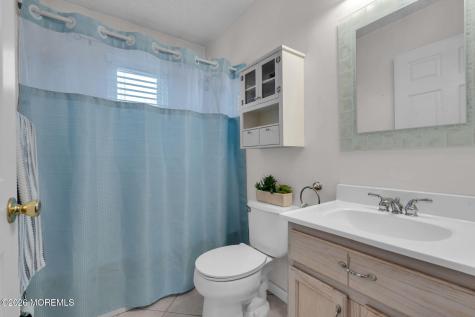 19 Grand Teton Avenue Howell NJ 07731