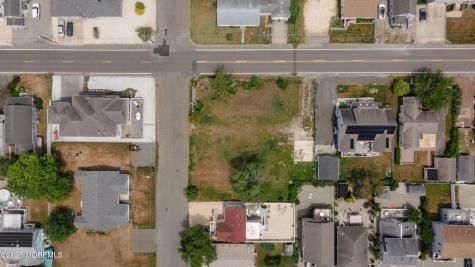 409 Newport Avenue Ocean Gate NJ 08740