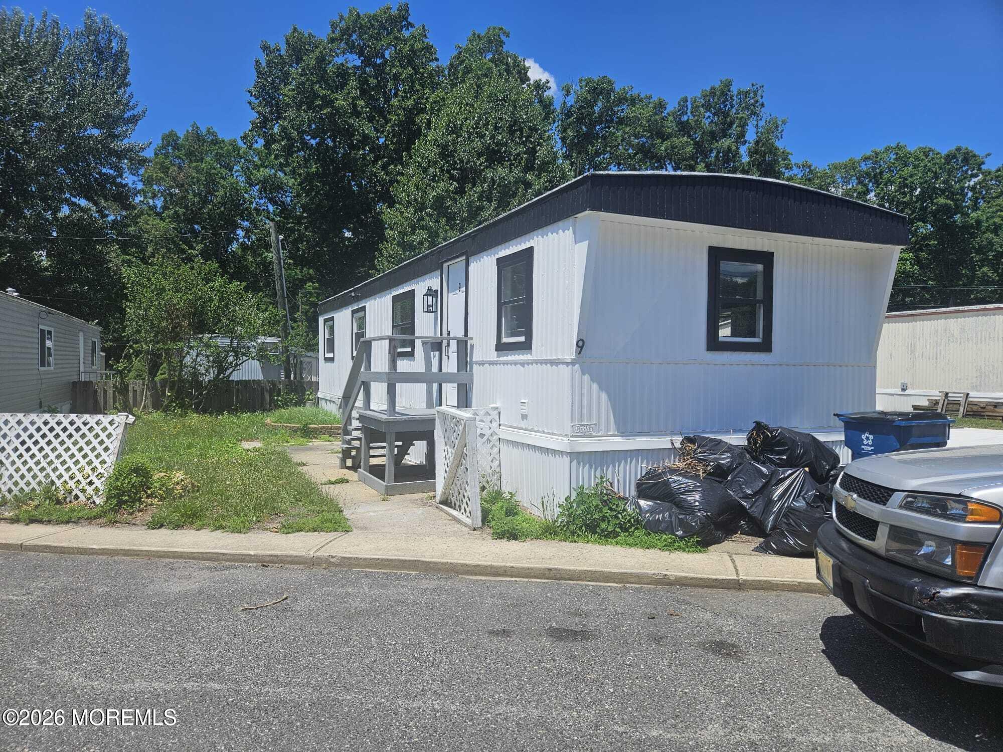 9 Essex Lane Howell NJ 07731