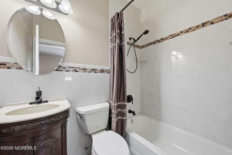 42 Hinton Street Sayreville NJ 08872