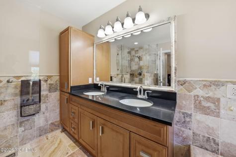 42 Hinton Street Sayreville NJ 08872