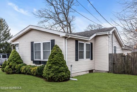 203 Arkansas Avenue Toms River NJ 08753