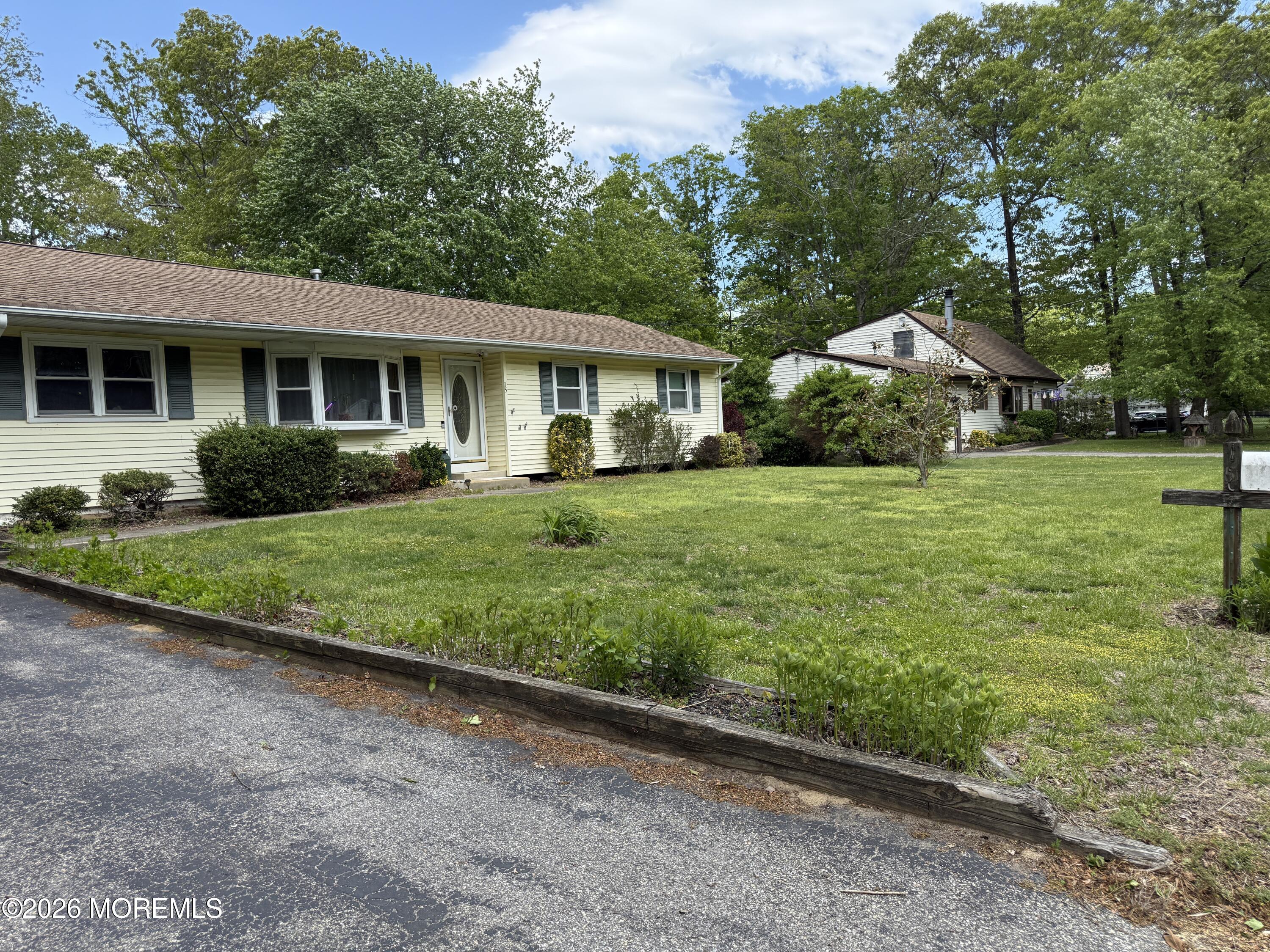 15 Crest Road Jackson NJ 08527