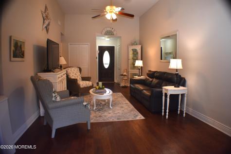 17 Concord Court Red Bank NJ 07701