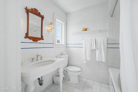 634 East Avenue Bay Head NJ 08742