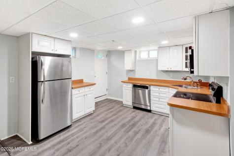 14 Line Road Holmdel NJ 07733