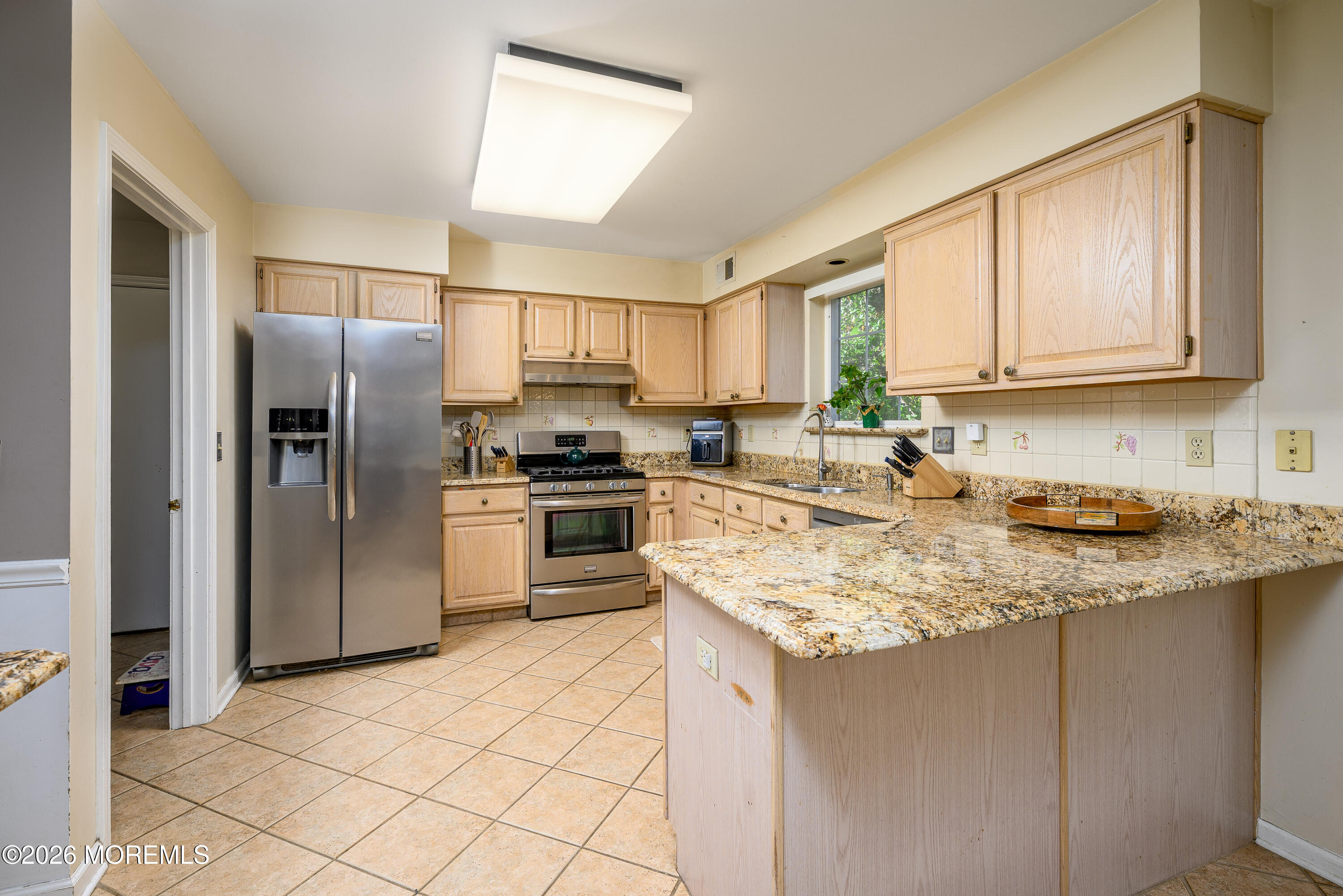 5 Hunters Green Court Howell NJ 07731