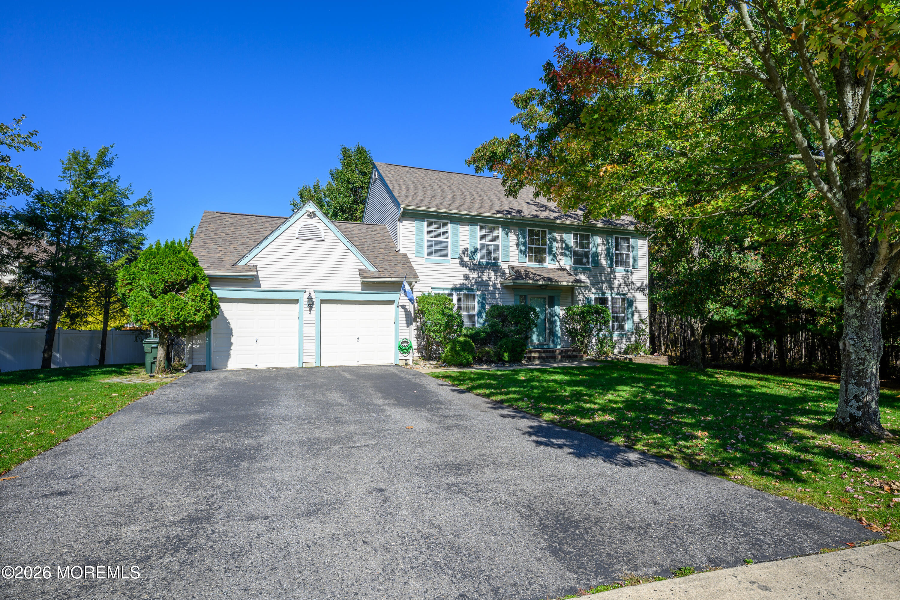 5 Hunters Green Court Howell NJ 07731
