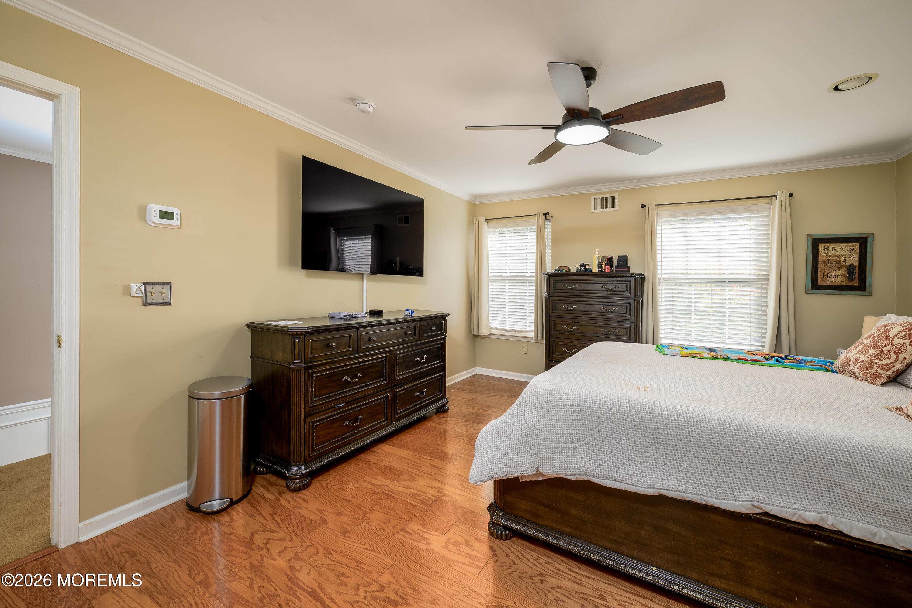 5 Hunters Green Court Howell NJ 07731