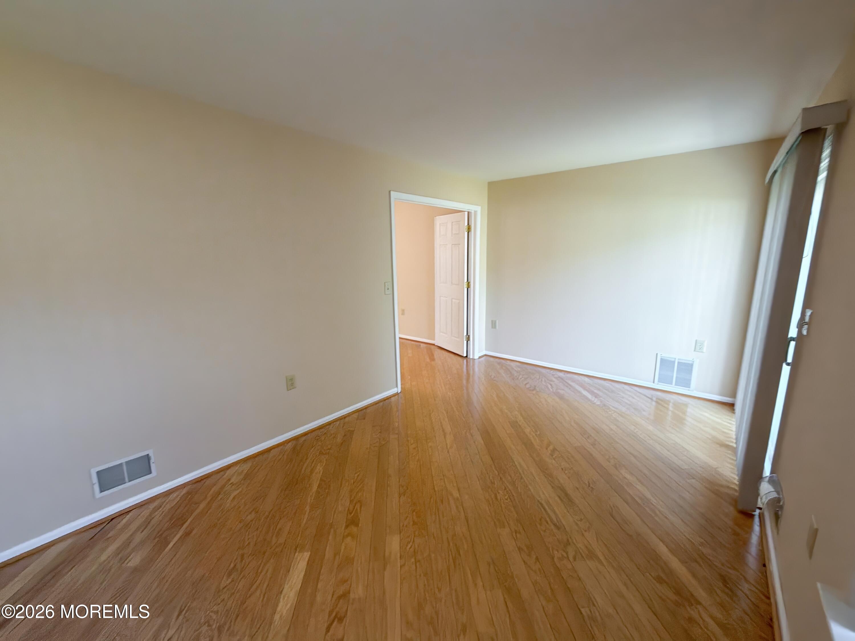 18 Eaton Court Jackson NJ 08527