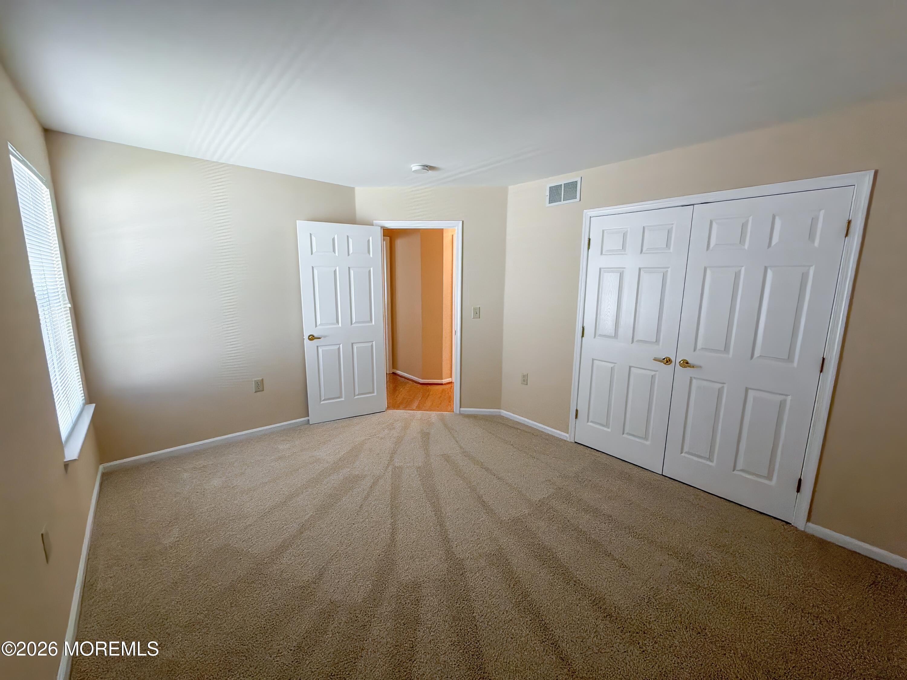 18 Eaton Court Jackson NJ 08527
