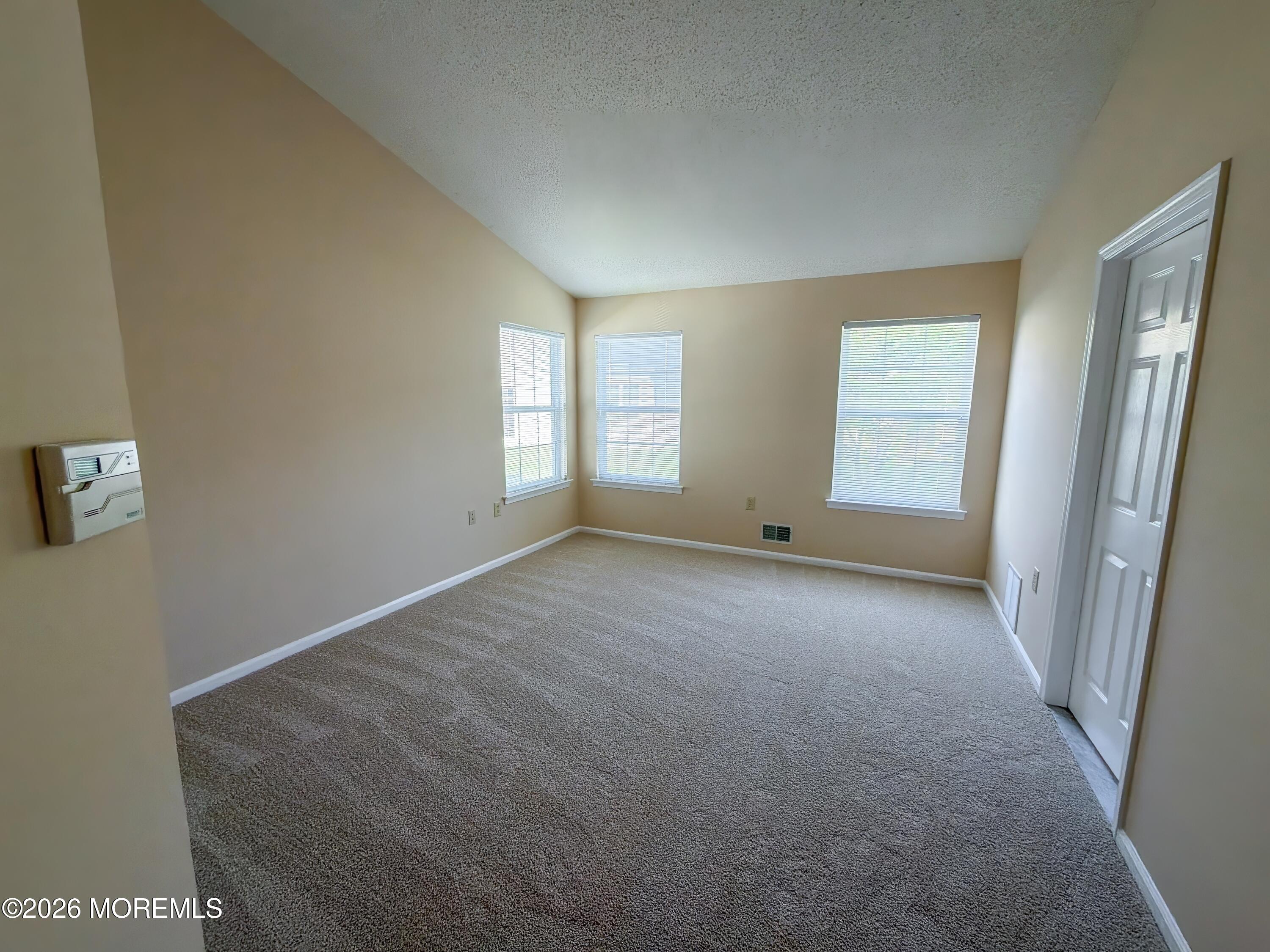 18 Eaton Court Jackson NJ 08527