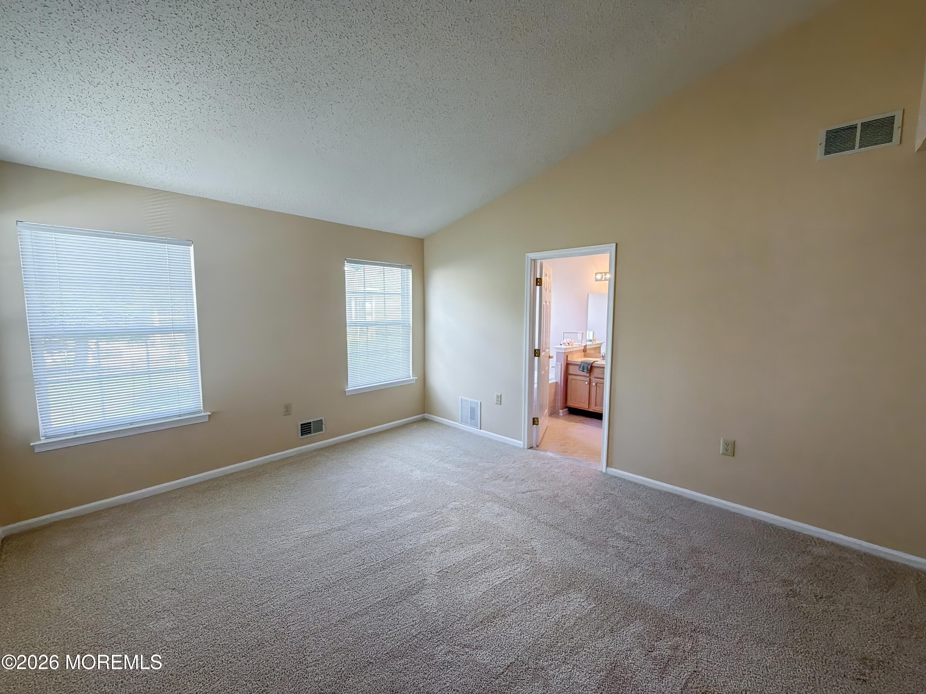 18 Eaton Court Jackson NJ 08527