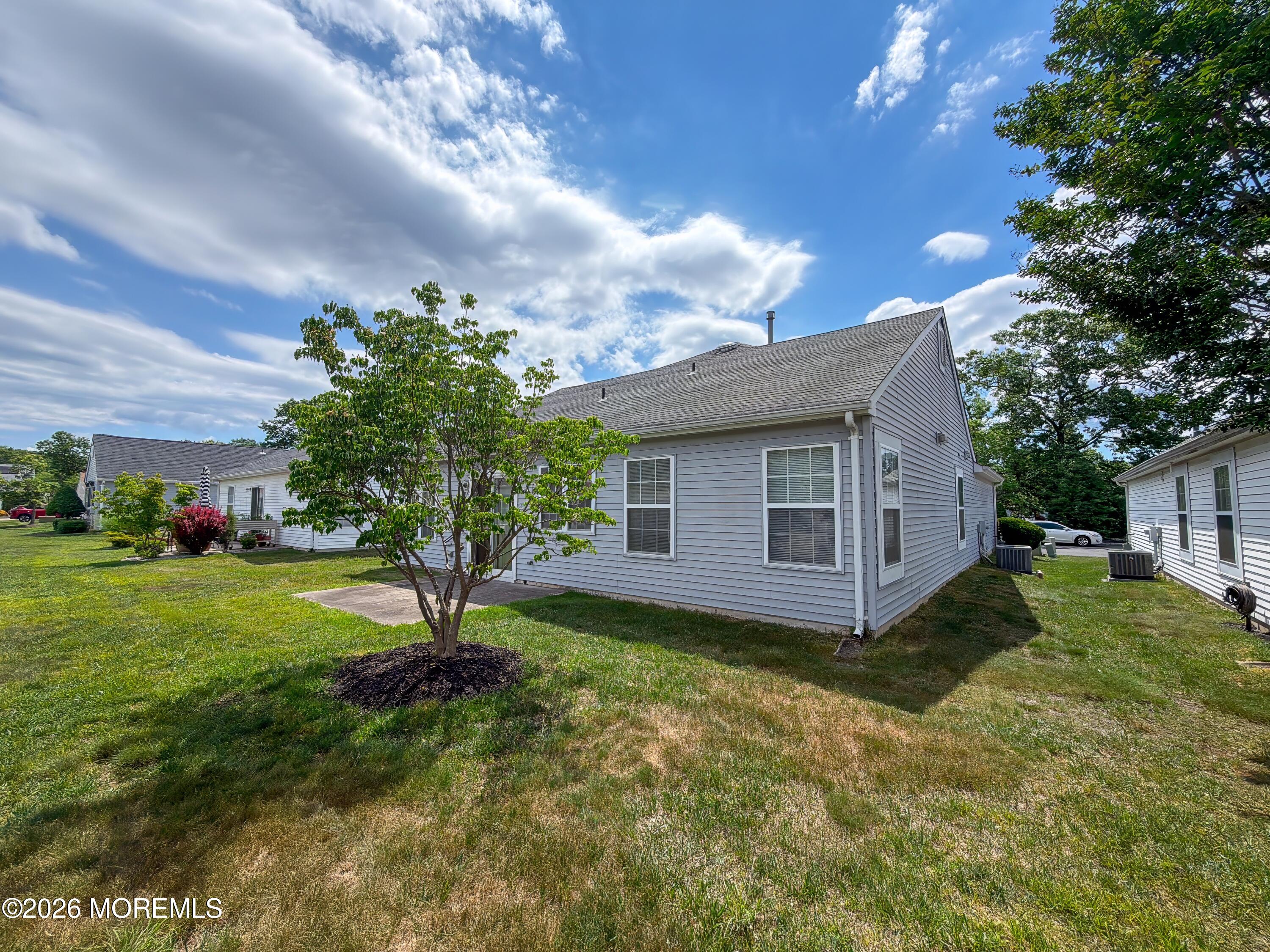 18 Eaton Court Jackson NJ 08527