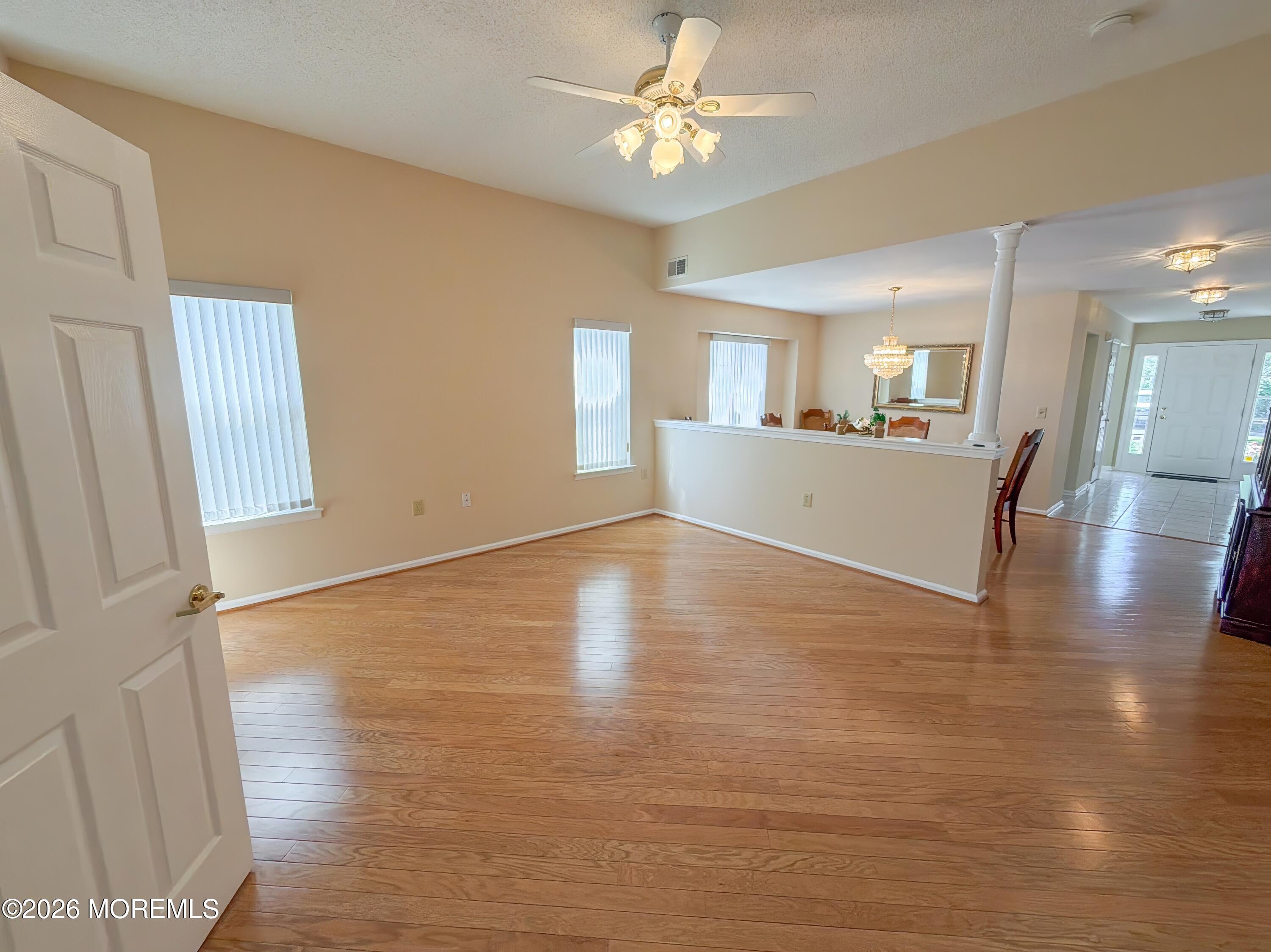 18 Eaton Court Jackson NJ 08527