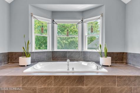 14 Diamond Hill Road Marlboro NJ 07746