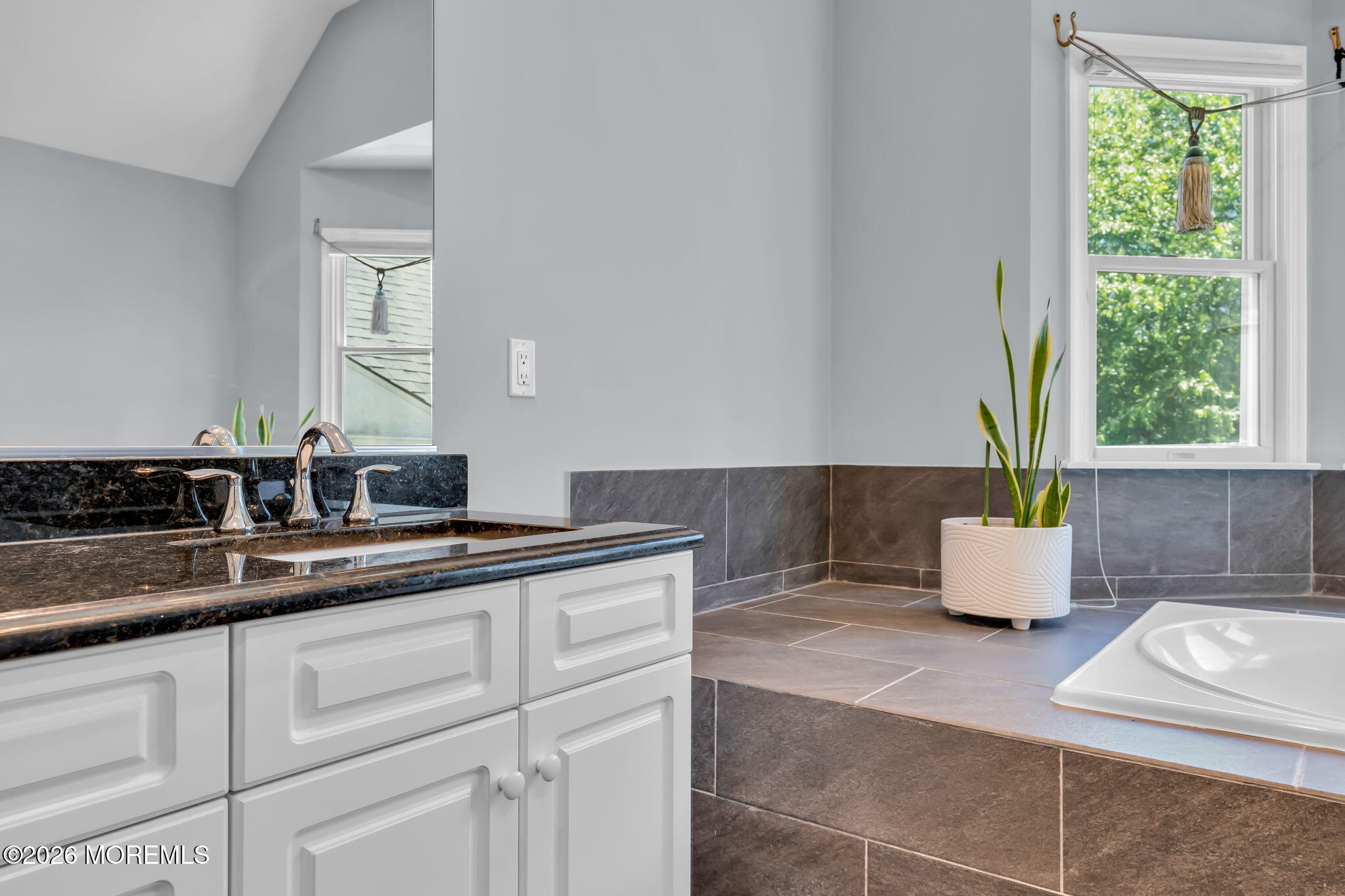 14 Diamond Hill Road Marlboro NJ 07746