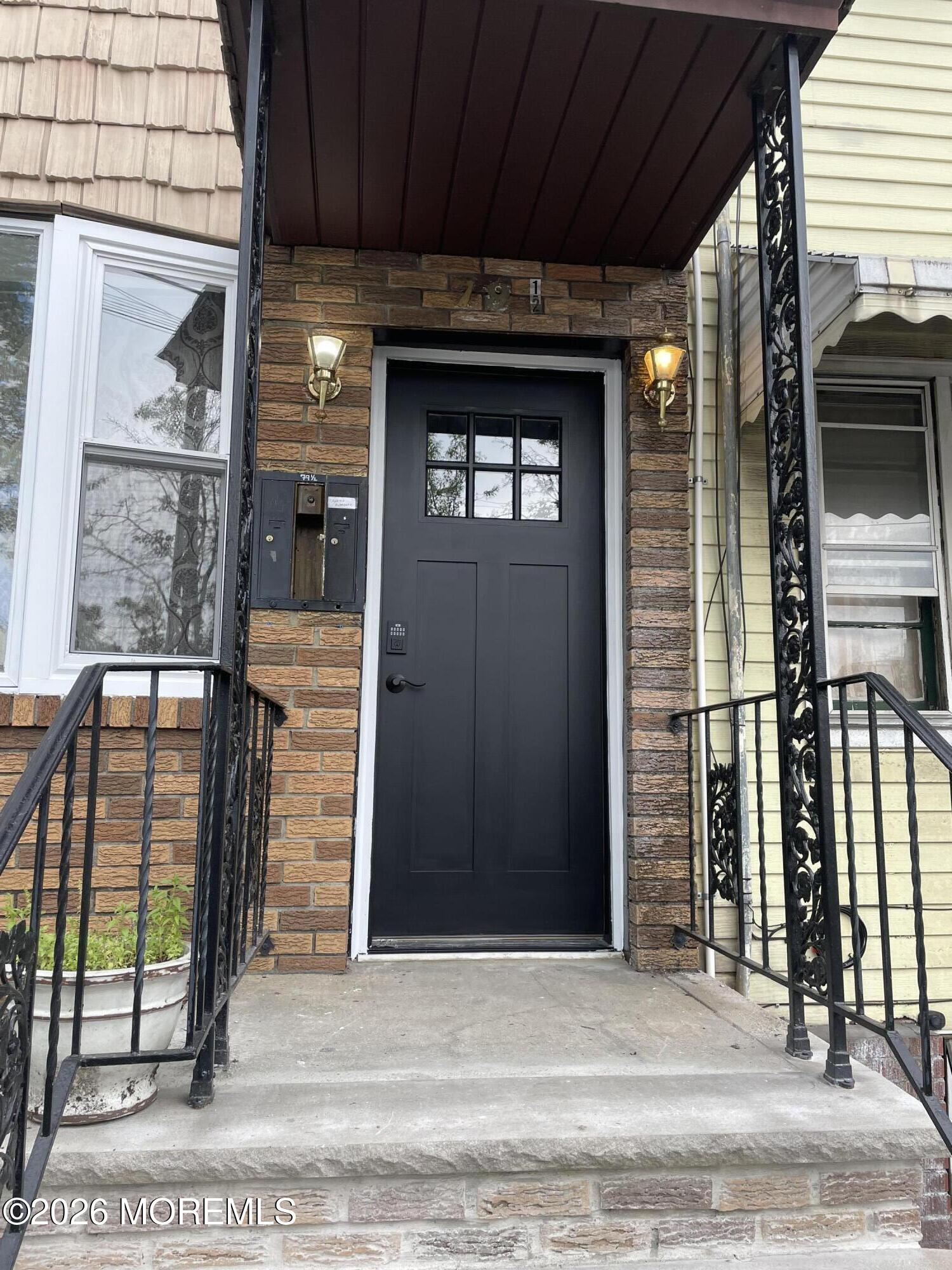 79 1/2 Merchant Street Newark NJ 07105